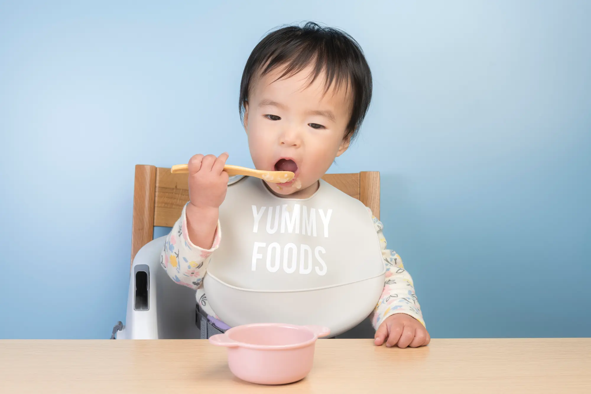 1歳 自分で食べる練習 スプーン