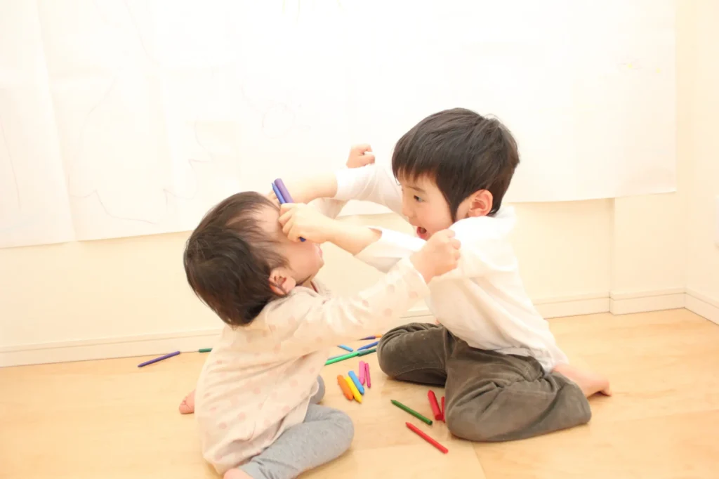 3歳 手が出る