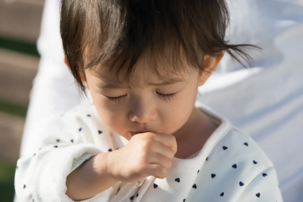 指しゃぶり 愛情不足